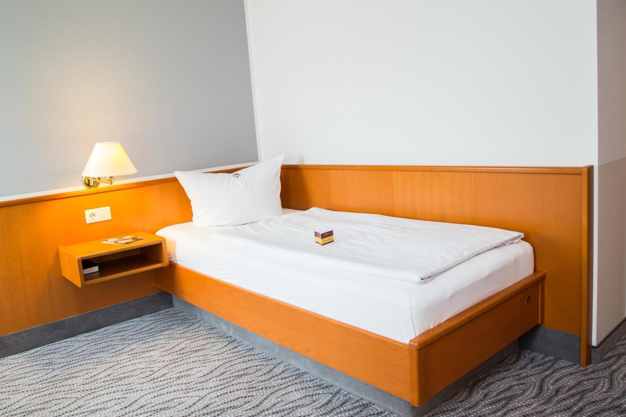 Hotel Kaiserhof ラーデベルク 部屋 写真
