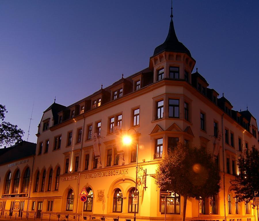 Hotel Kaiserhof ラーデベルク エクステリア 写真