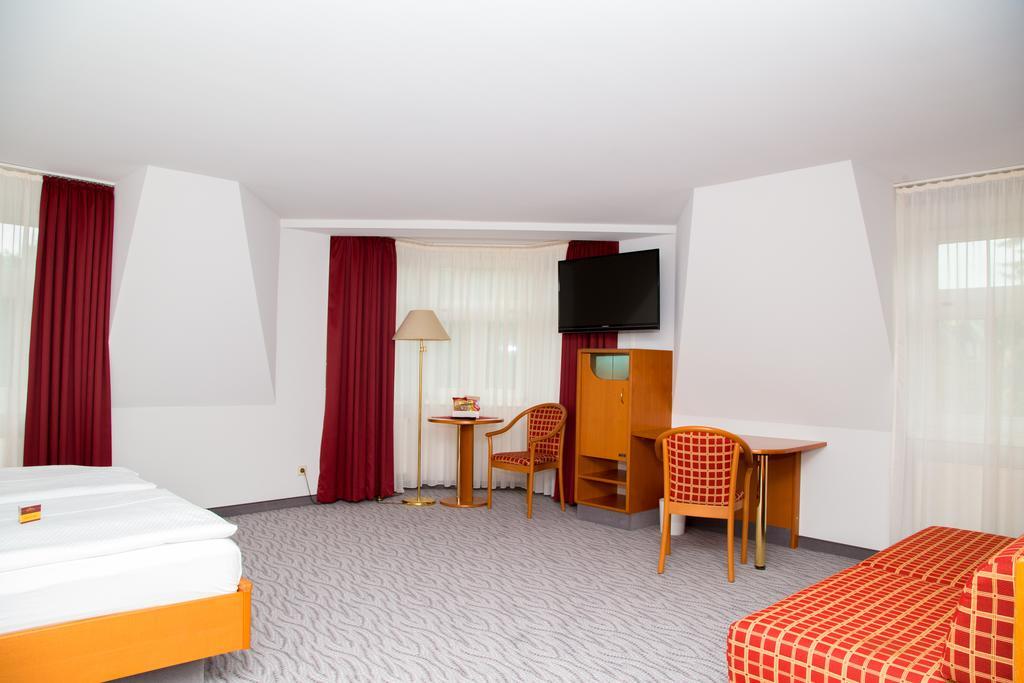 Hotel Kaiserhof ラーデベルク 部屋 写真