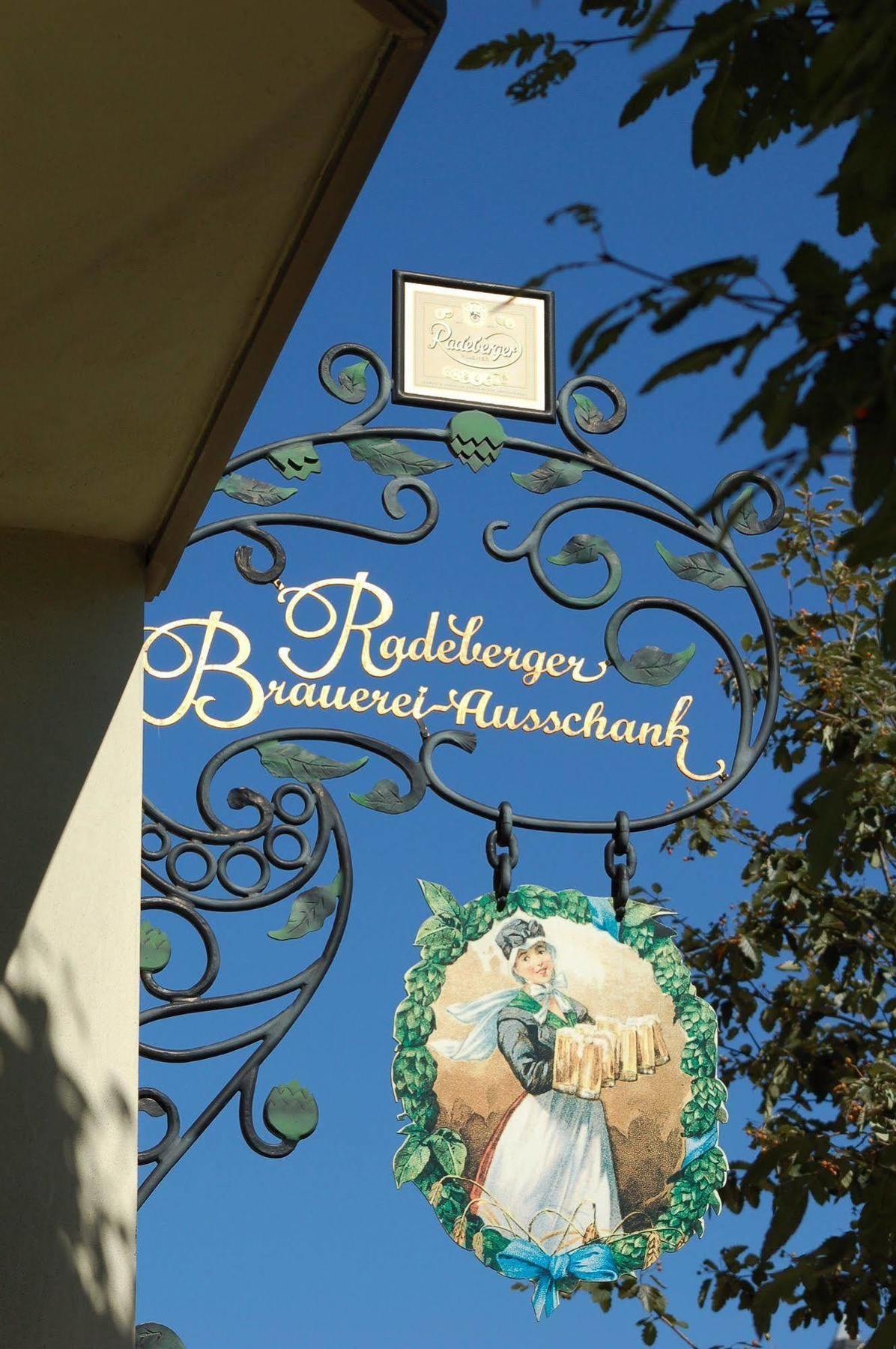 Hotel Kaiserhof ラーデベルク エクステリア 写真