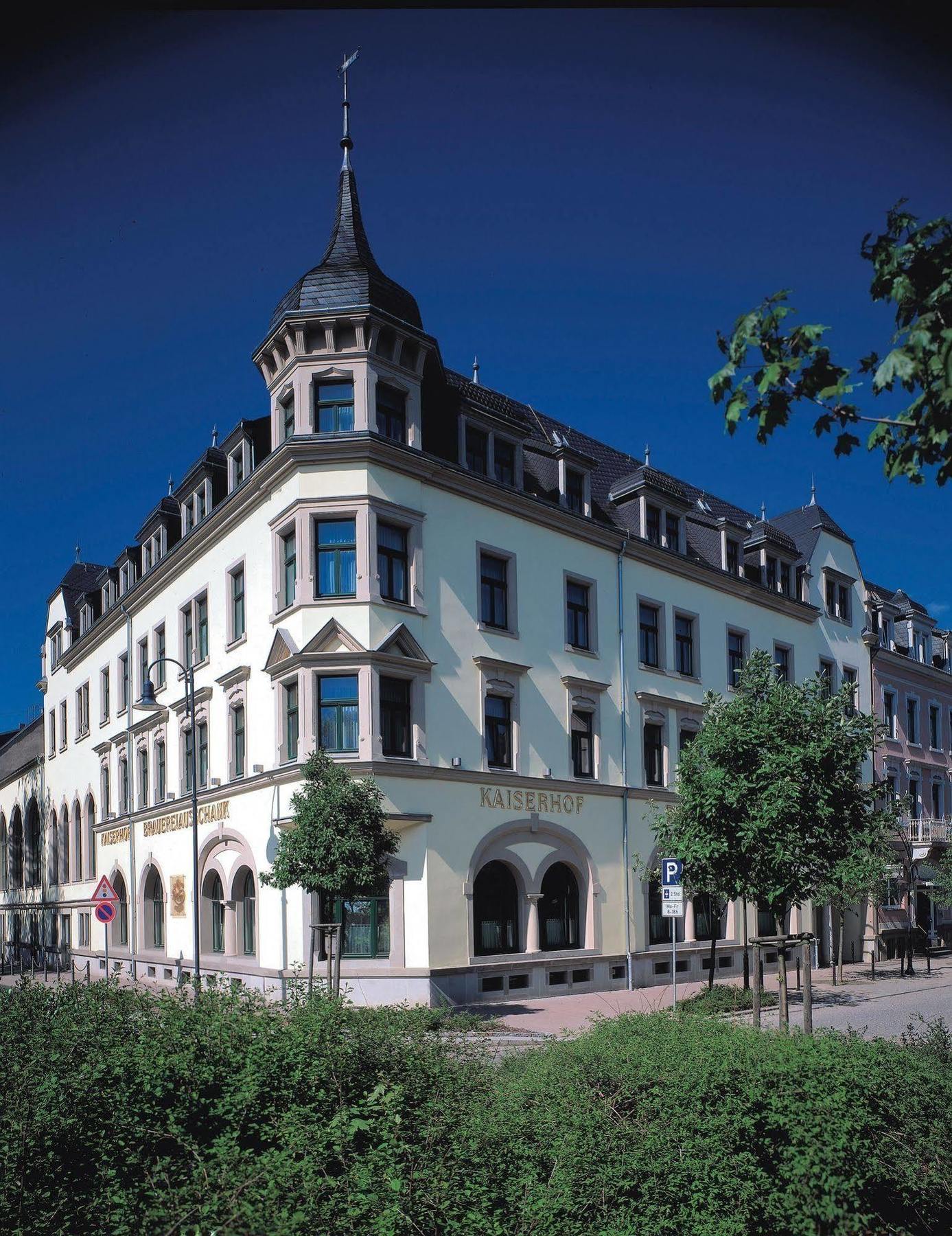 Hotel Kaiserhof ラーデベルク エクステリア 写真